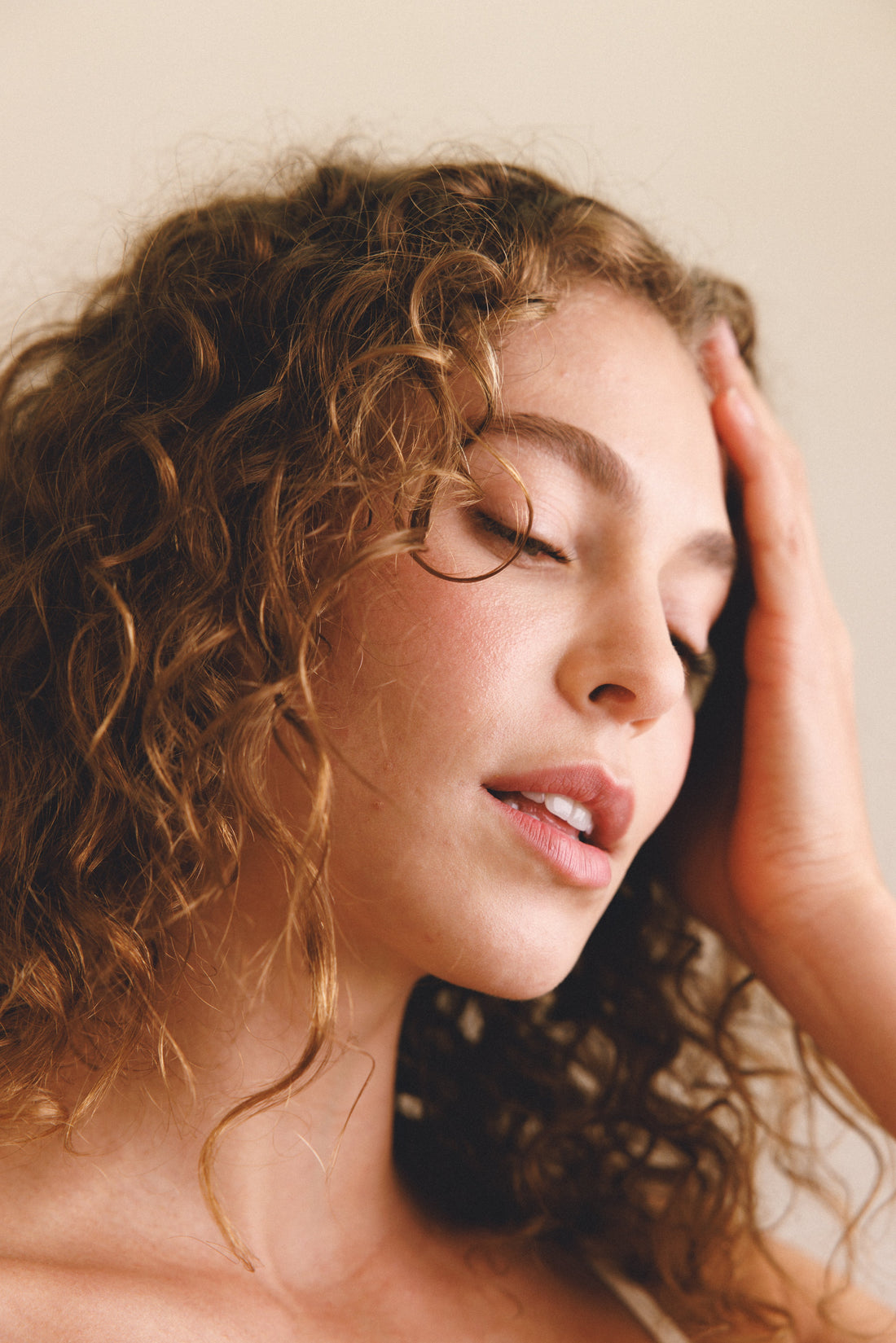 Want to reduce dandruff? Here are 10 mistakes most people make