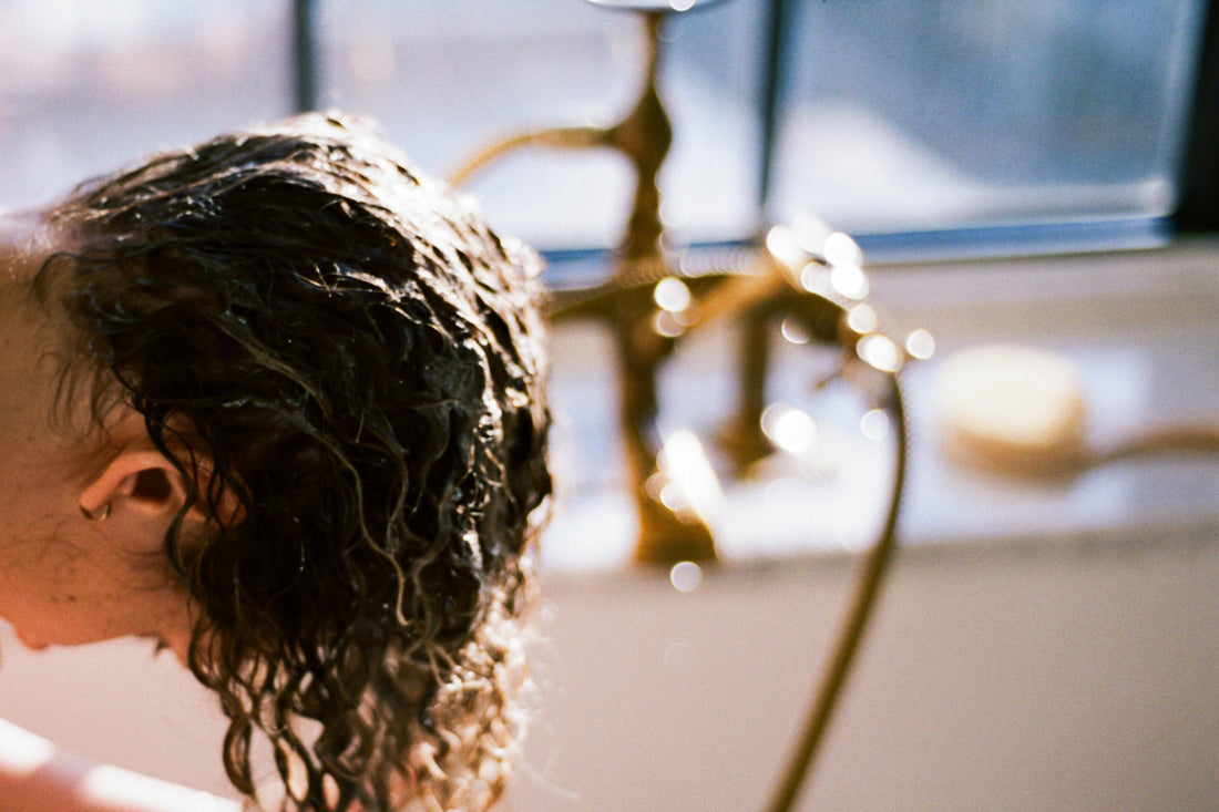 Zinc Pyrithione for Dandruff Treatment: How & Why It Works
